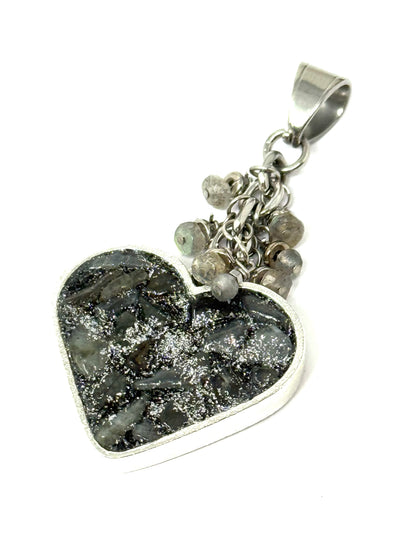Black and gray moonstone heart pendant will look fabulous with any outfit you choose.