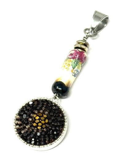 Porcelain Victorian Floral Mosaic Beaded Pendant features a striking design, making it ideal for daily wear and a great way to showcase your personal style.